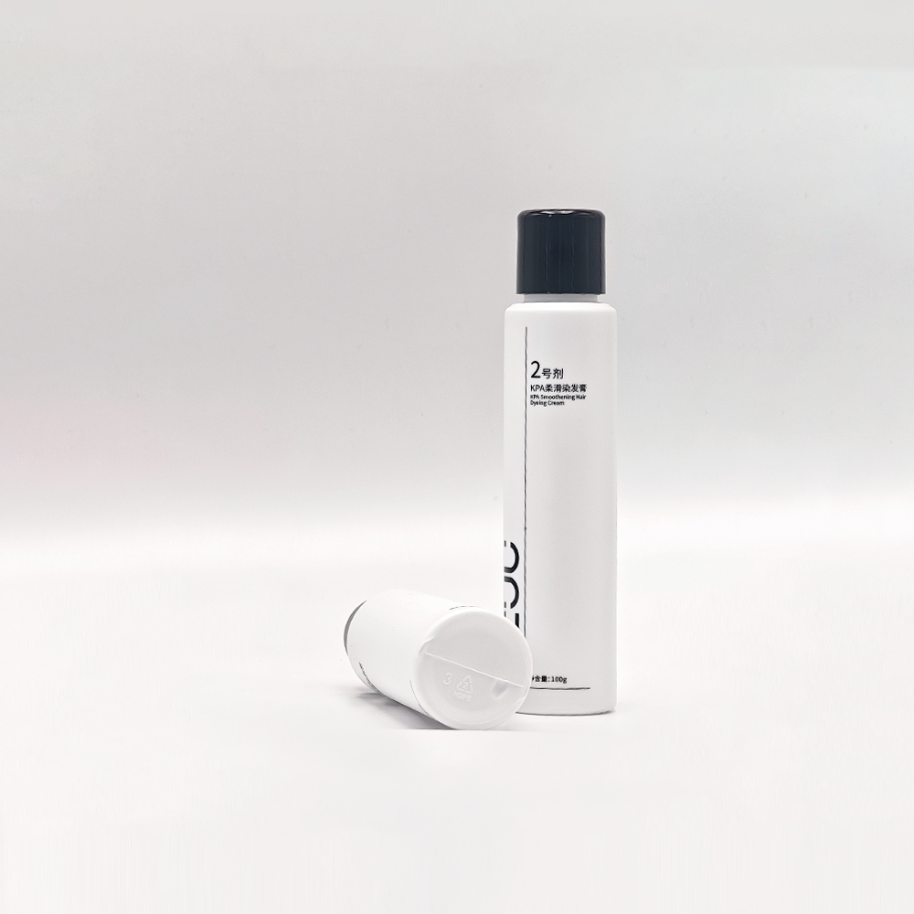 White PET Plastic Bottles with Screw Caps | Personal Care Packaging — изображение 4
