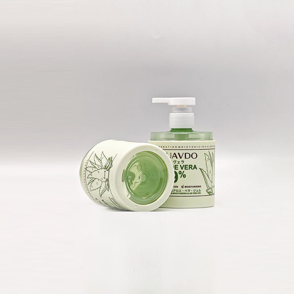 Pastel Light Green Round Pump Bottles | Personal Care Packaging - Image 3