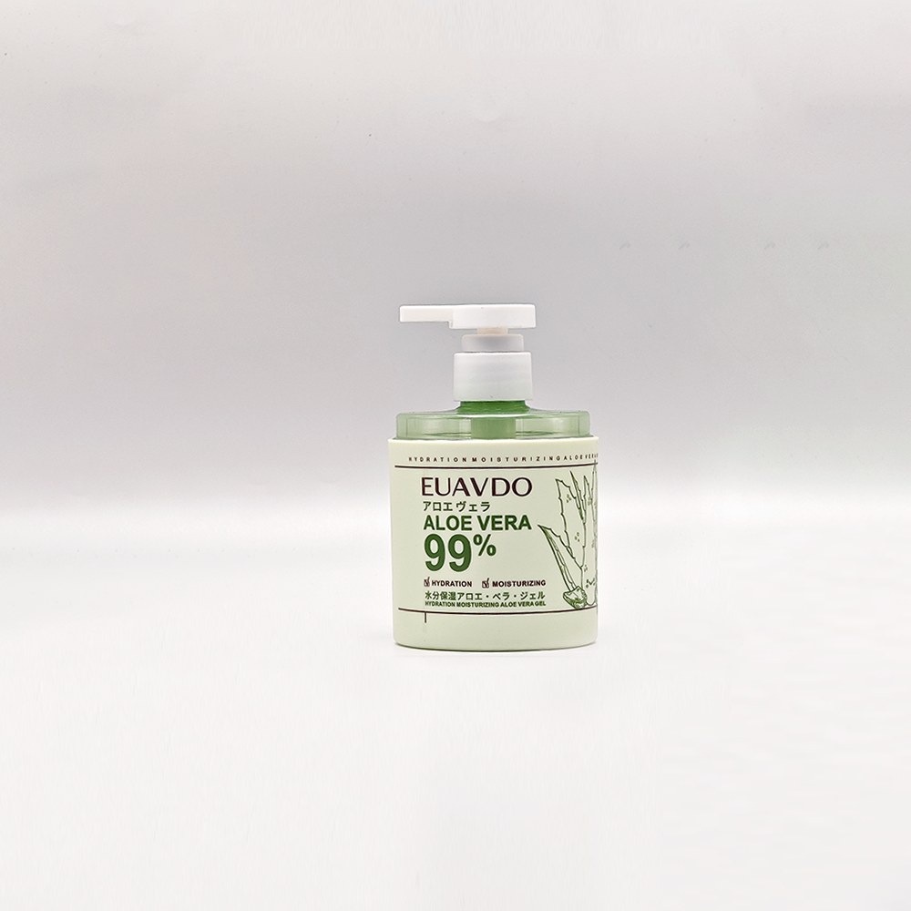 Pastel Light Green Round Pump Bottles | Personal Care Packaging - Image 4