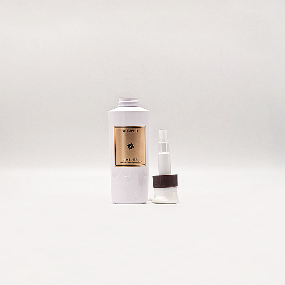 Elegant Glossy White Square PET Cosmetic Bottle Set, Dispenser Pump for Daily Personal Care Liquids - Imagen 3